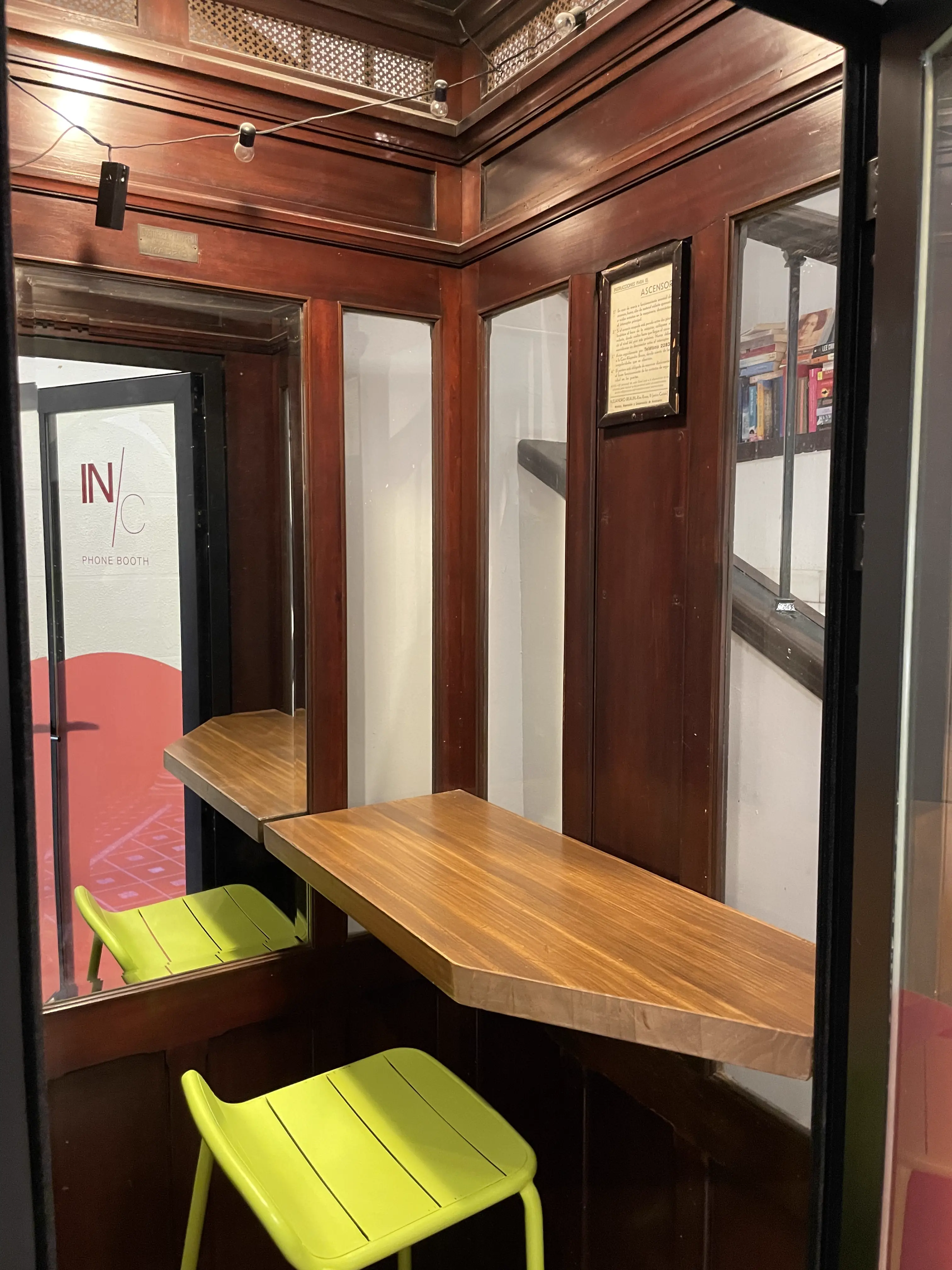 Soundproof private calling and video station