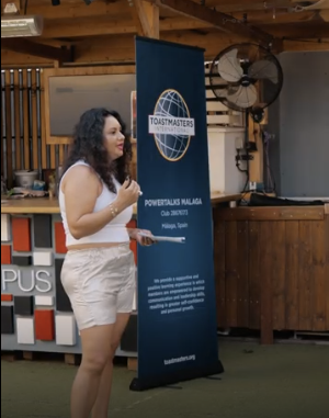 Practica la Oratoria — PowerTalks Málaga "Open House" en Toastmasters